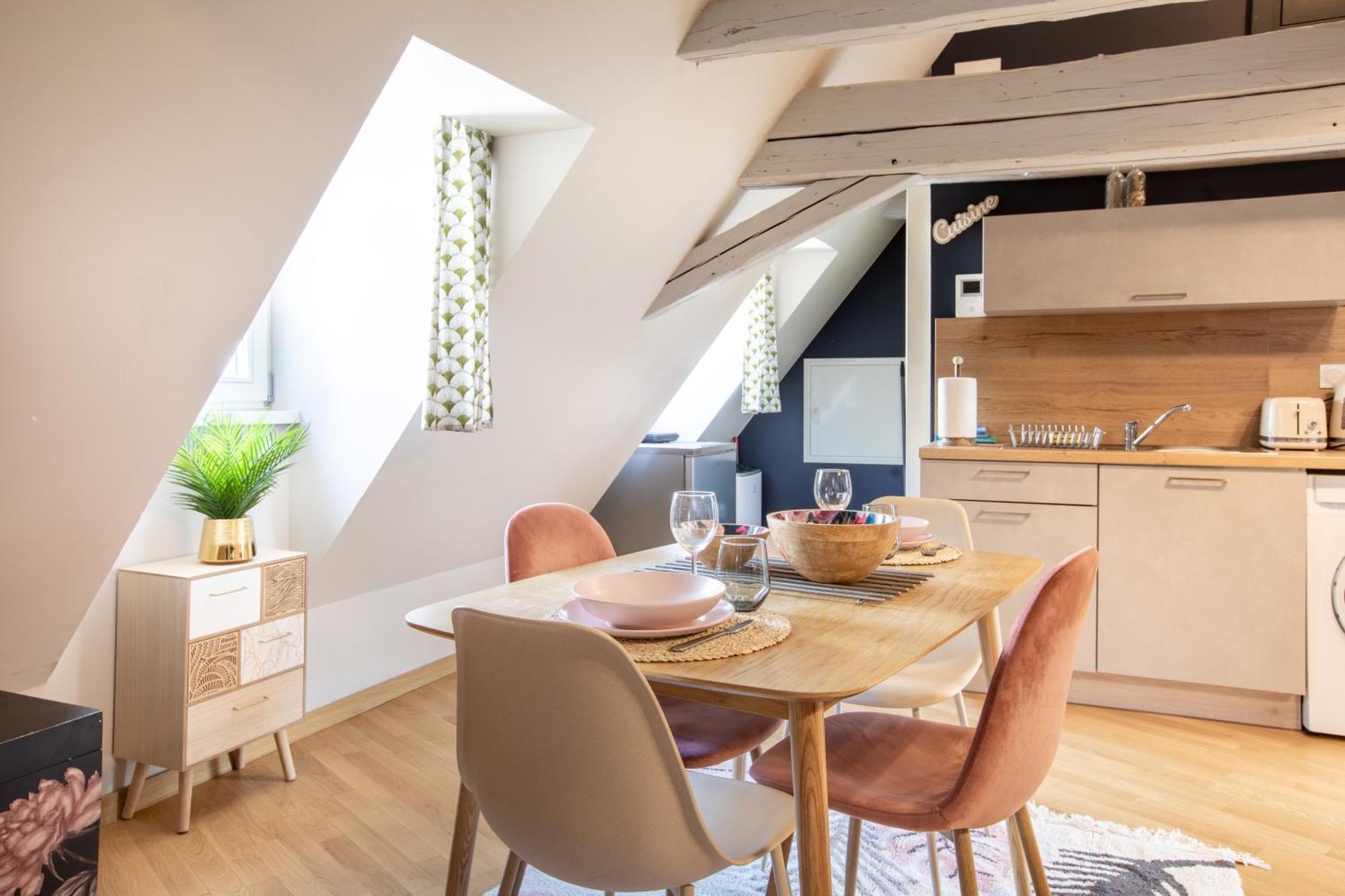 Apartament Duplex Atypique Au Coeur De Miluza Zewnętrze zdjęcie